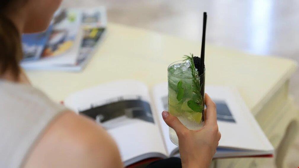 特里安古洛酒店 阿拉恰特 外观 照片
